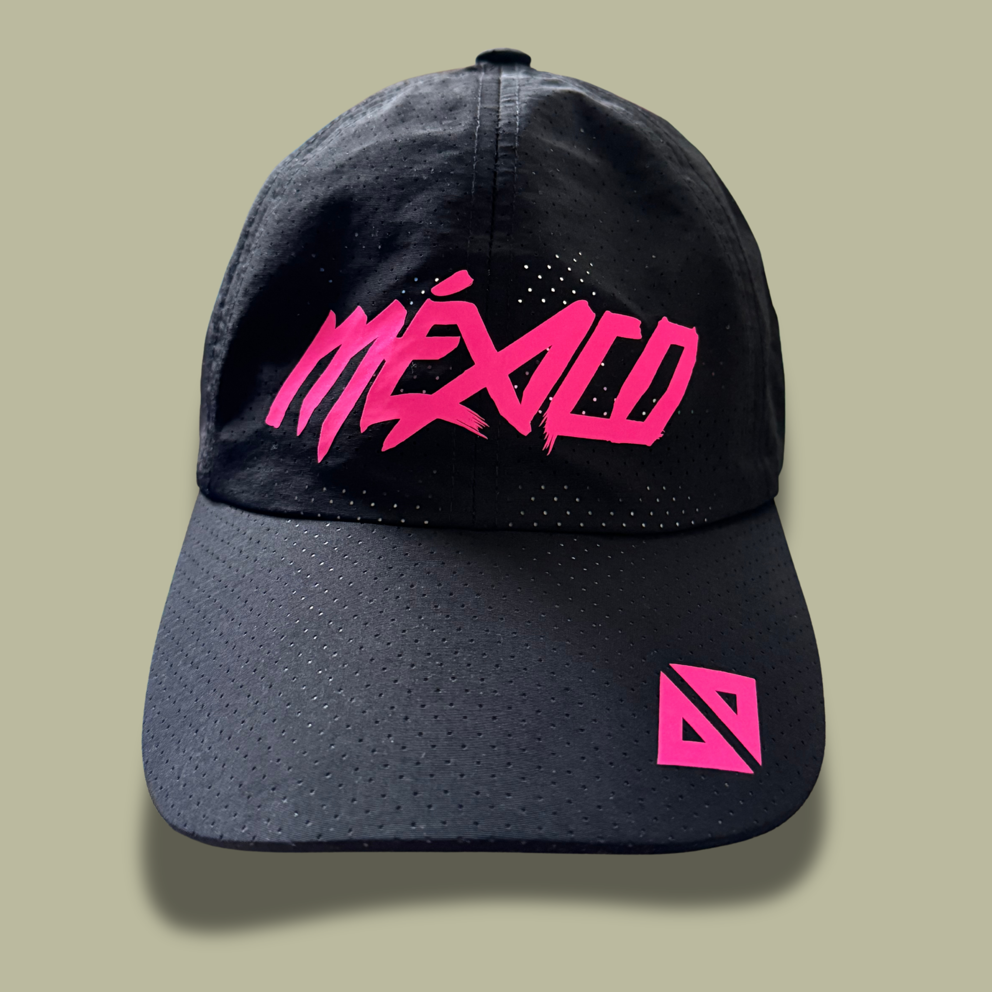 Gorra super dry Acide negro con rosa neón